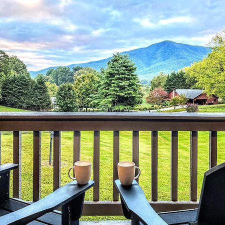 פיג'ן פורג' Ole Smoky Bnb - Game Room, Hot Tub, Mtn Views! מראה חיצוני תמונה