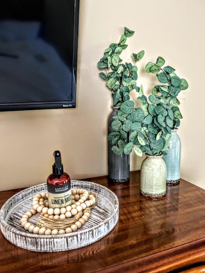 פיג'ן פורג' Ole Smoky Bnb - Game Room, Hot Tub, Mtn Views! מראה חיצוני תמונה