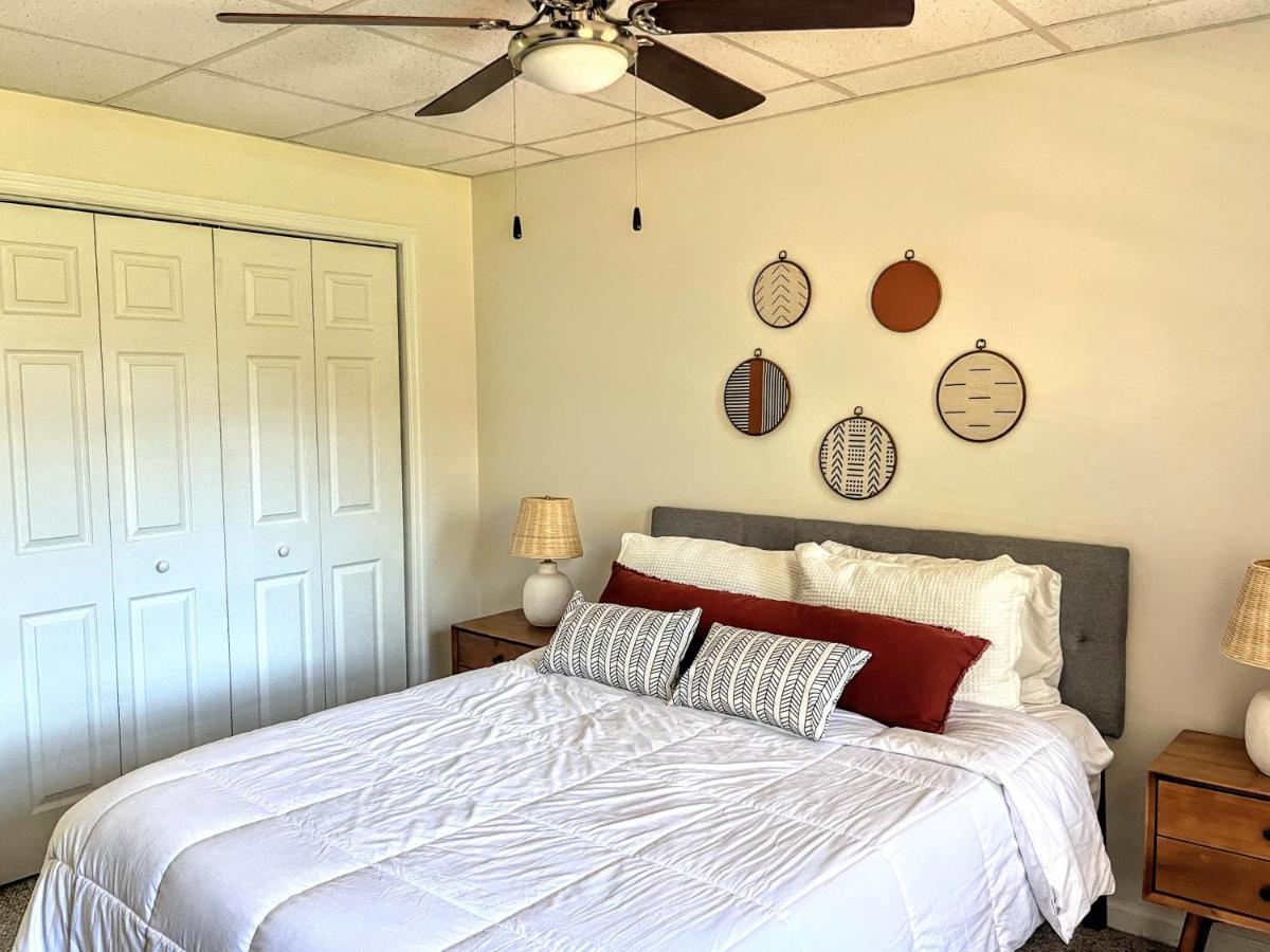 פיג'ן פורג' Ole Smoky Bnb - Game Room, Hot Tub, Mtn Views! מראה חיצוני תמונה